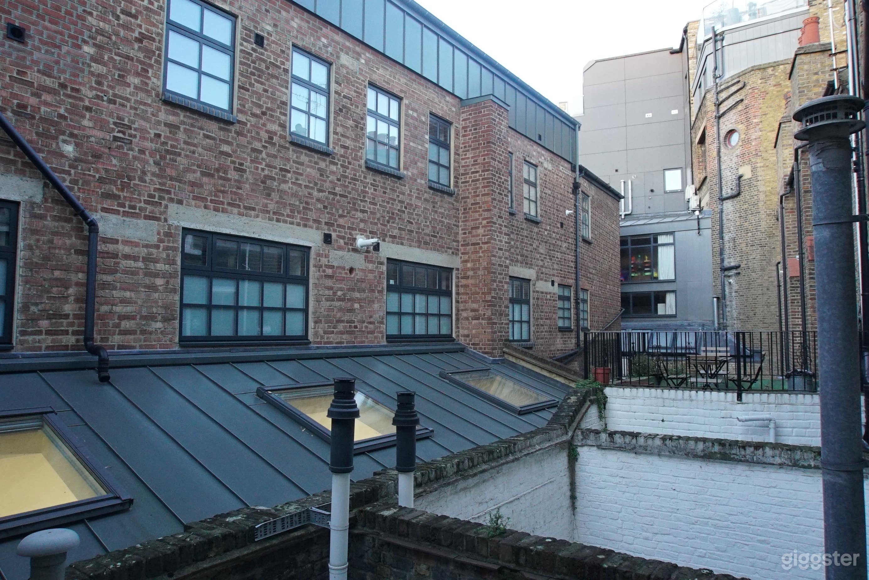 London Rooftop Terrace Photo 2