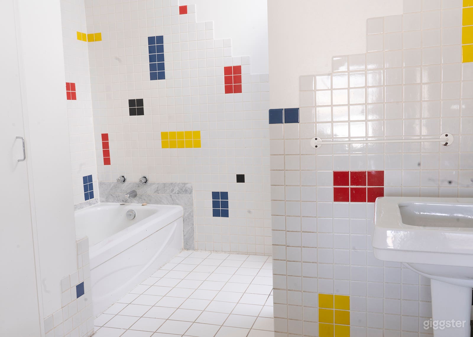 Garden roof deck and loft apartment  Photo 2