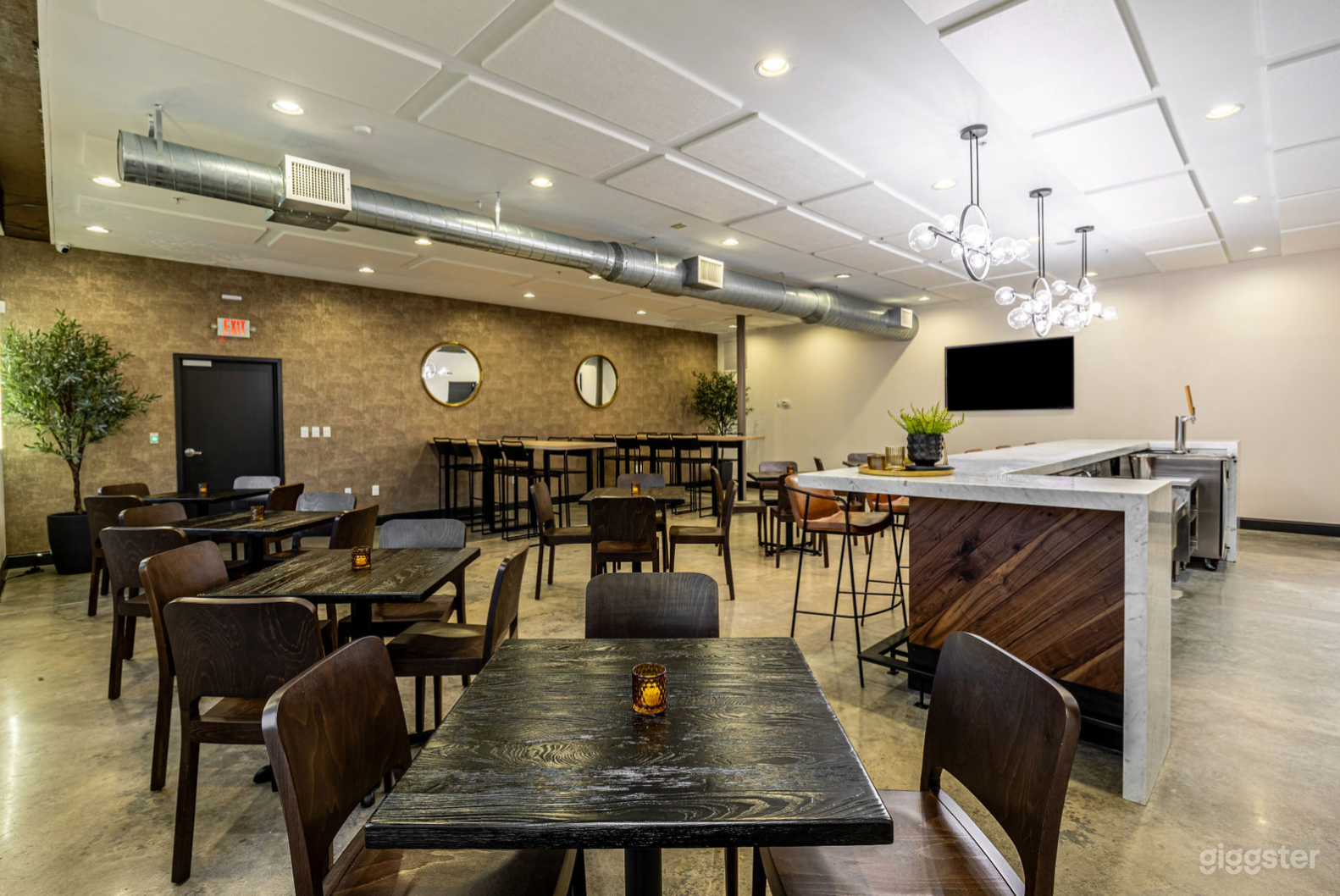 Unique Private Bar & Tasting Room Photo 4