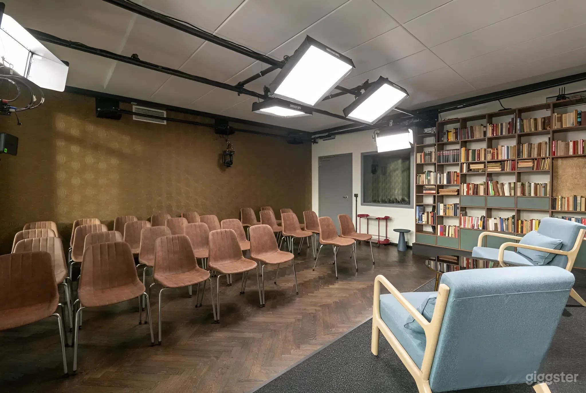 High-End Multi-Studio Production Facility in Berlin Photo 4