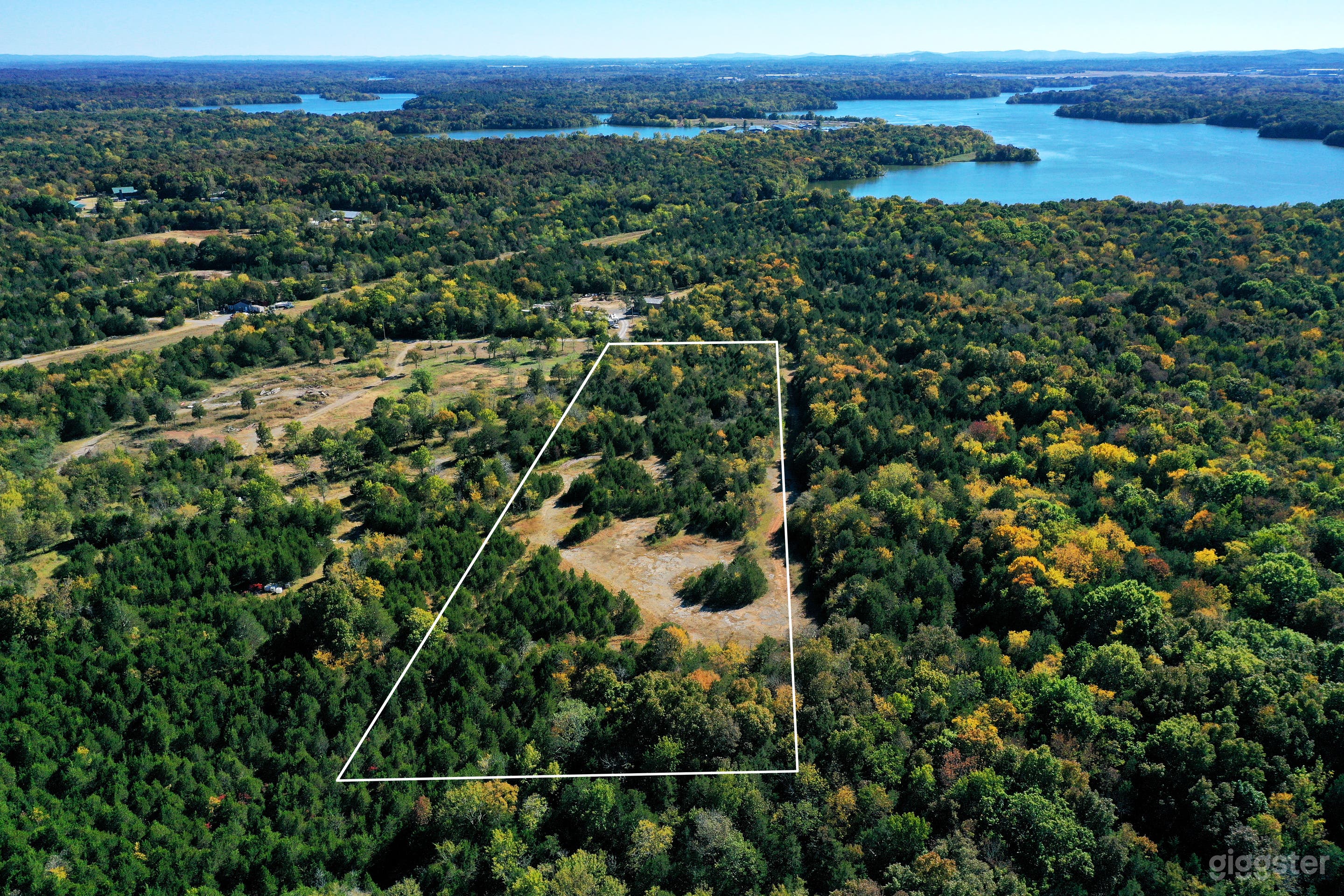 Rugged Land Close to Nashville, TN Photo 4