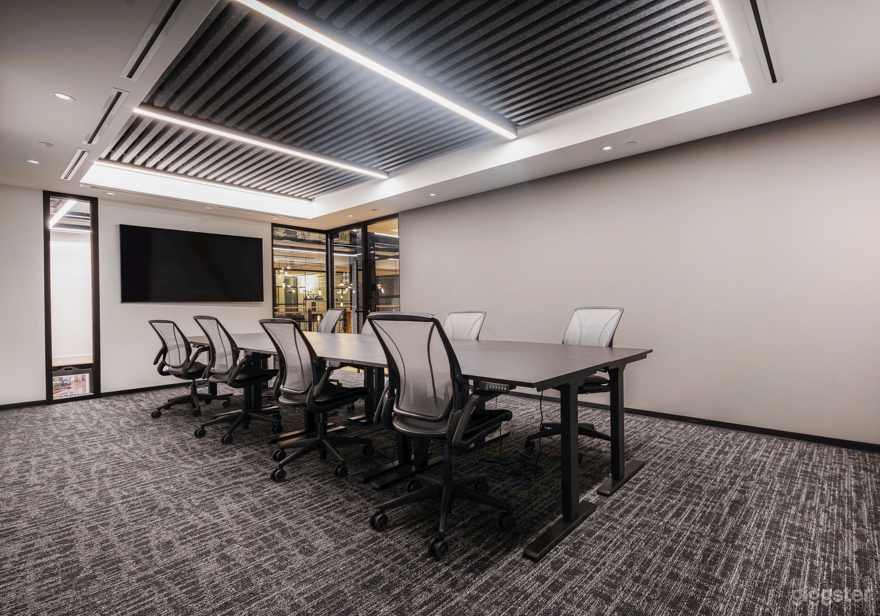 Park View Meeting Room Photo 2