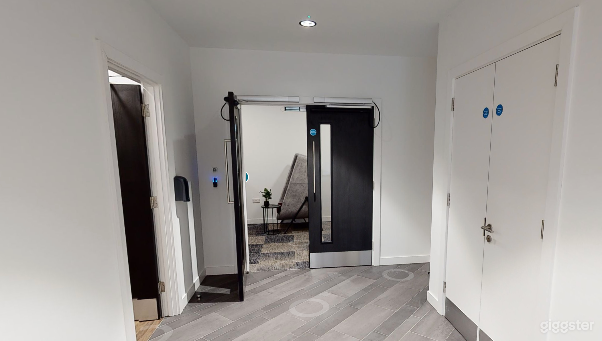 The Bessemer Suite for Intimate Meetings Photo 2