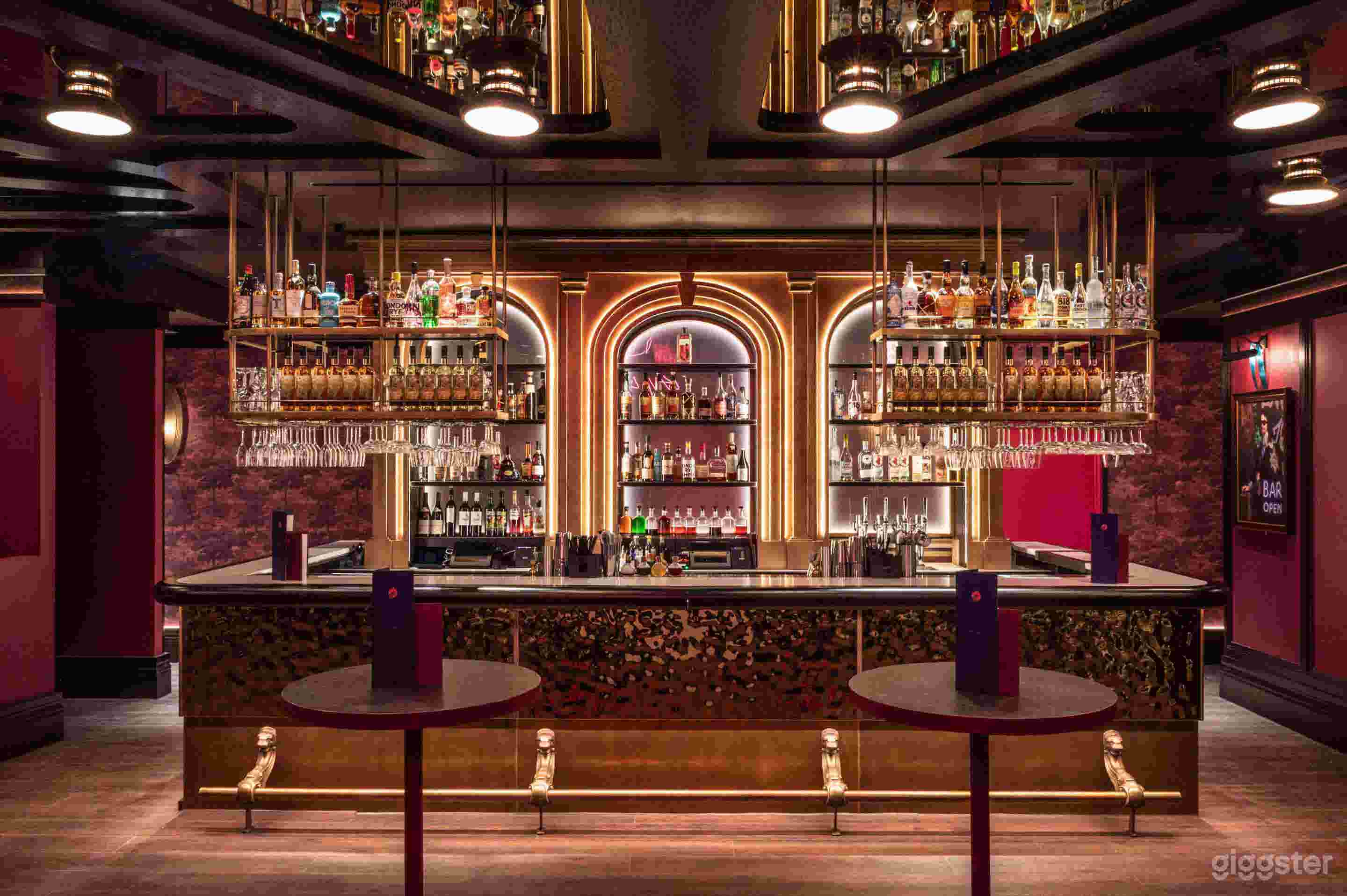 FULL VENUE HIRE Photo 4