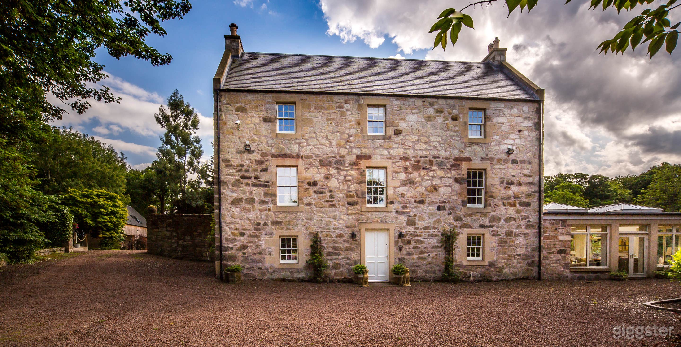 Gated, Historic Country House ensuring privacy and seclusion