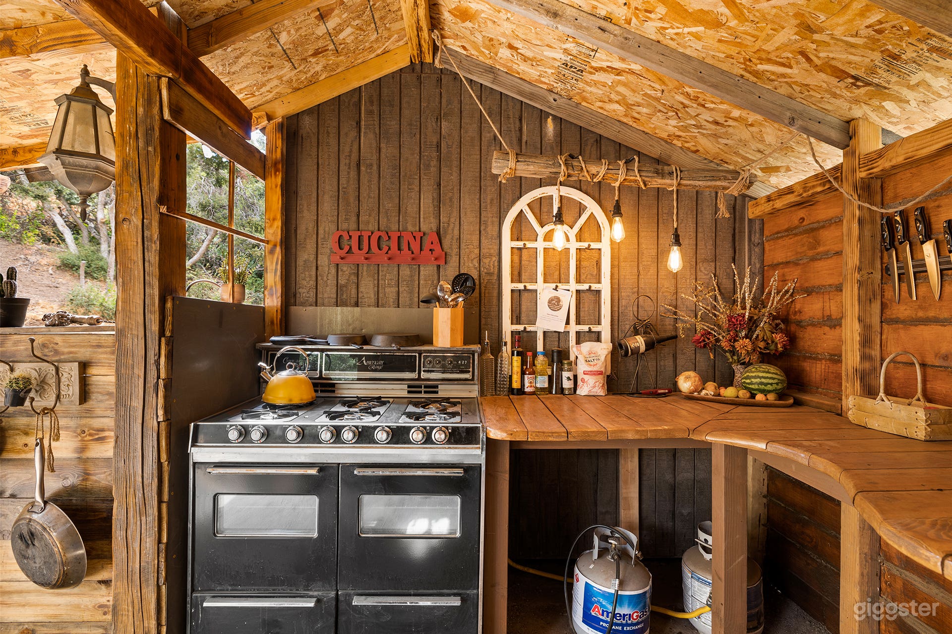 Western Styled Film Backdrop on Ranch in High Desert Photo 2