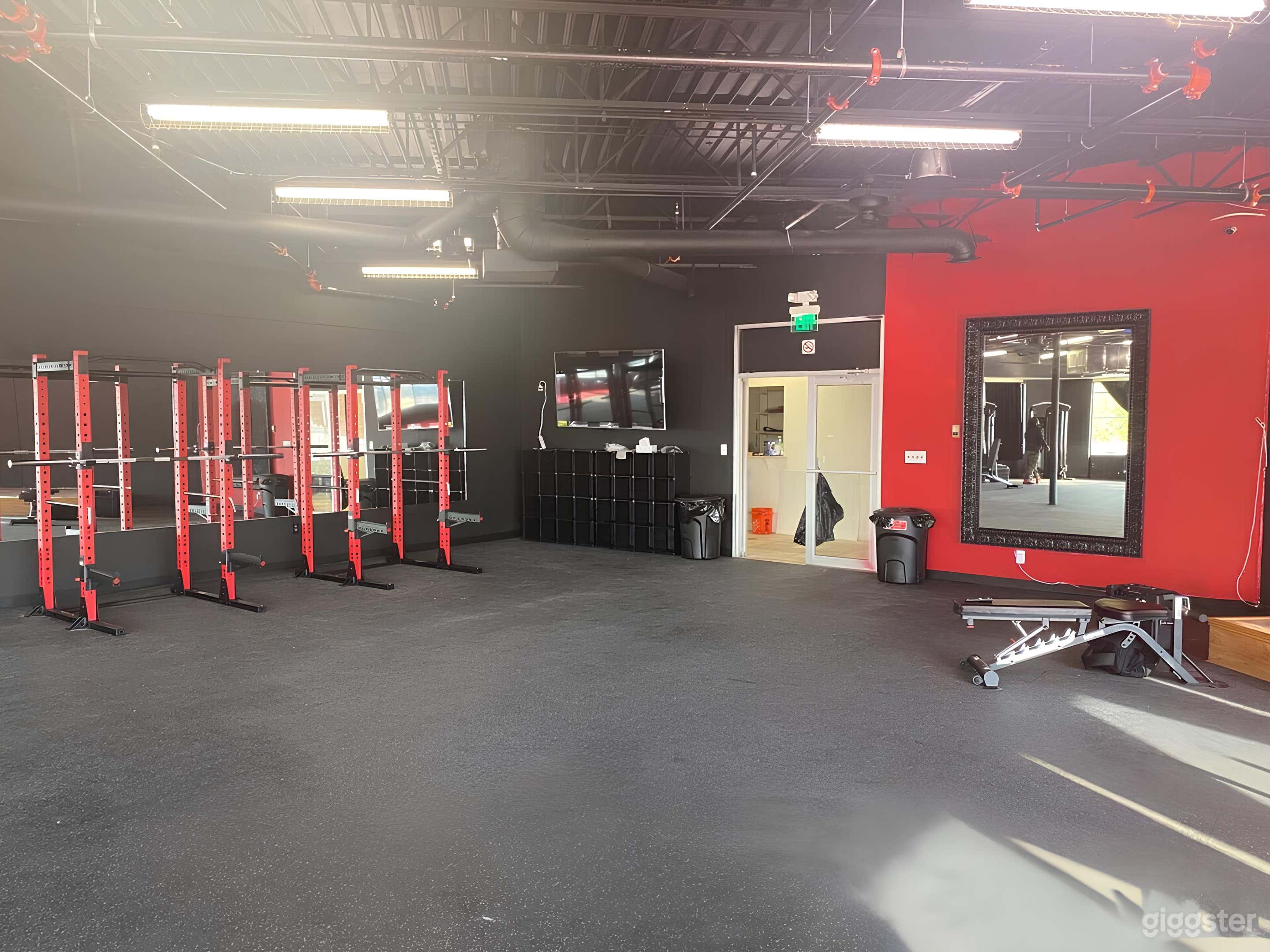 Ultra-Modern Gym with RGB Lights  Photo 1