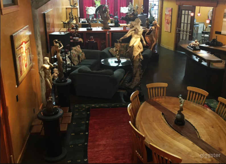 Unique Sculpture Gallery Perfect for Events Space Photo 1