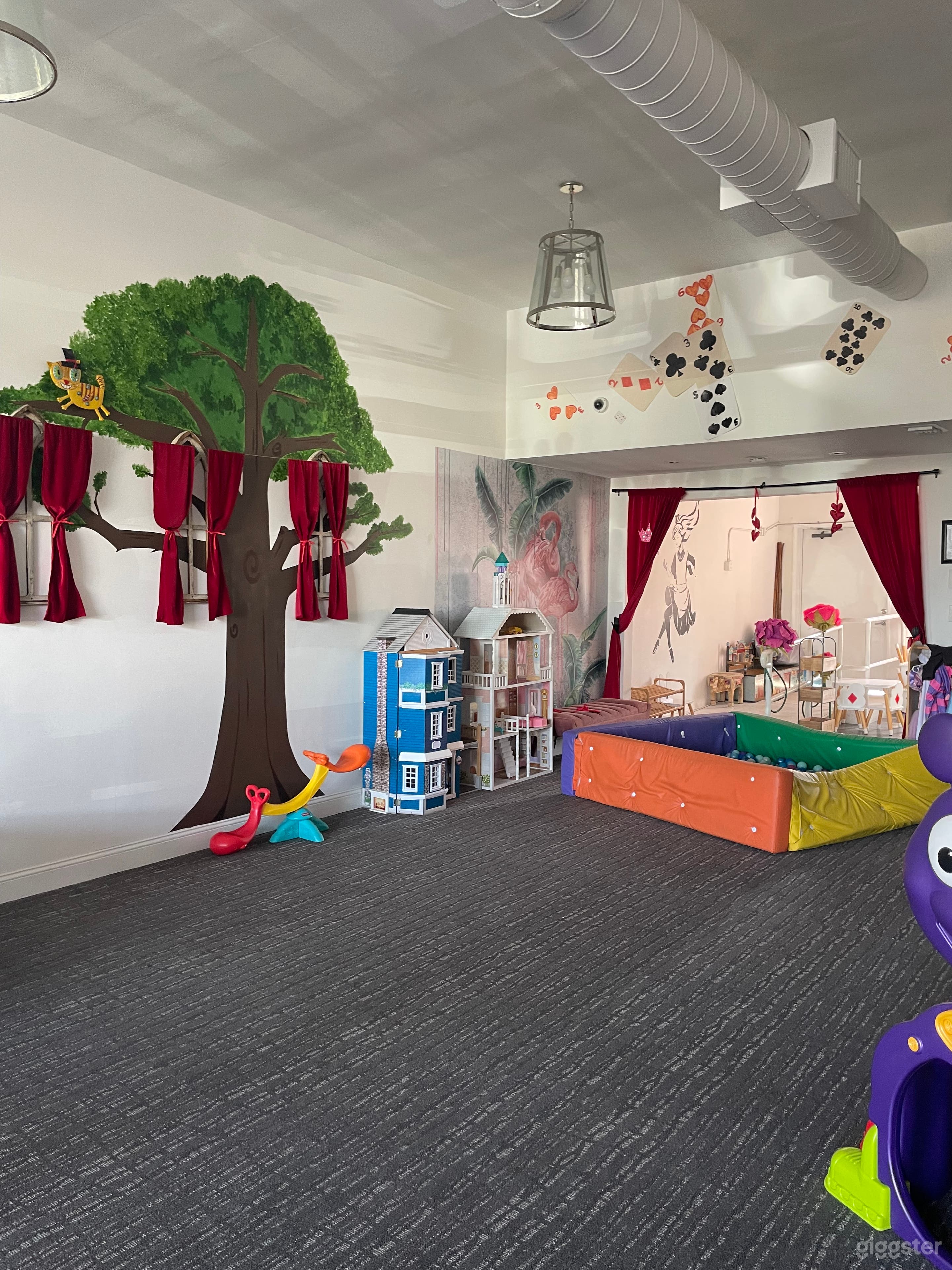 Playroom for Kids in Los Angeles Photo 4