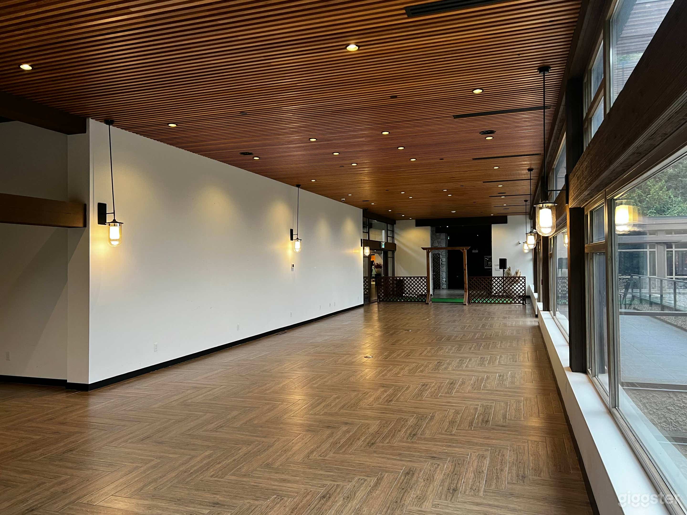 Elegant Hall with Scenic Patio Photo 2