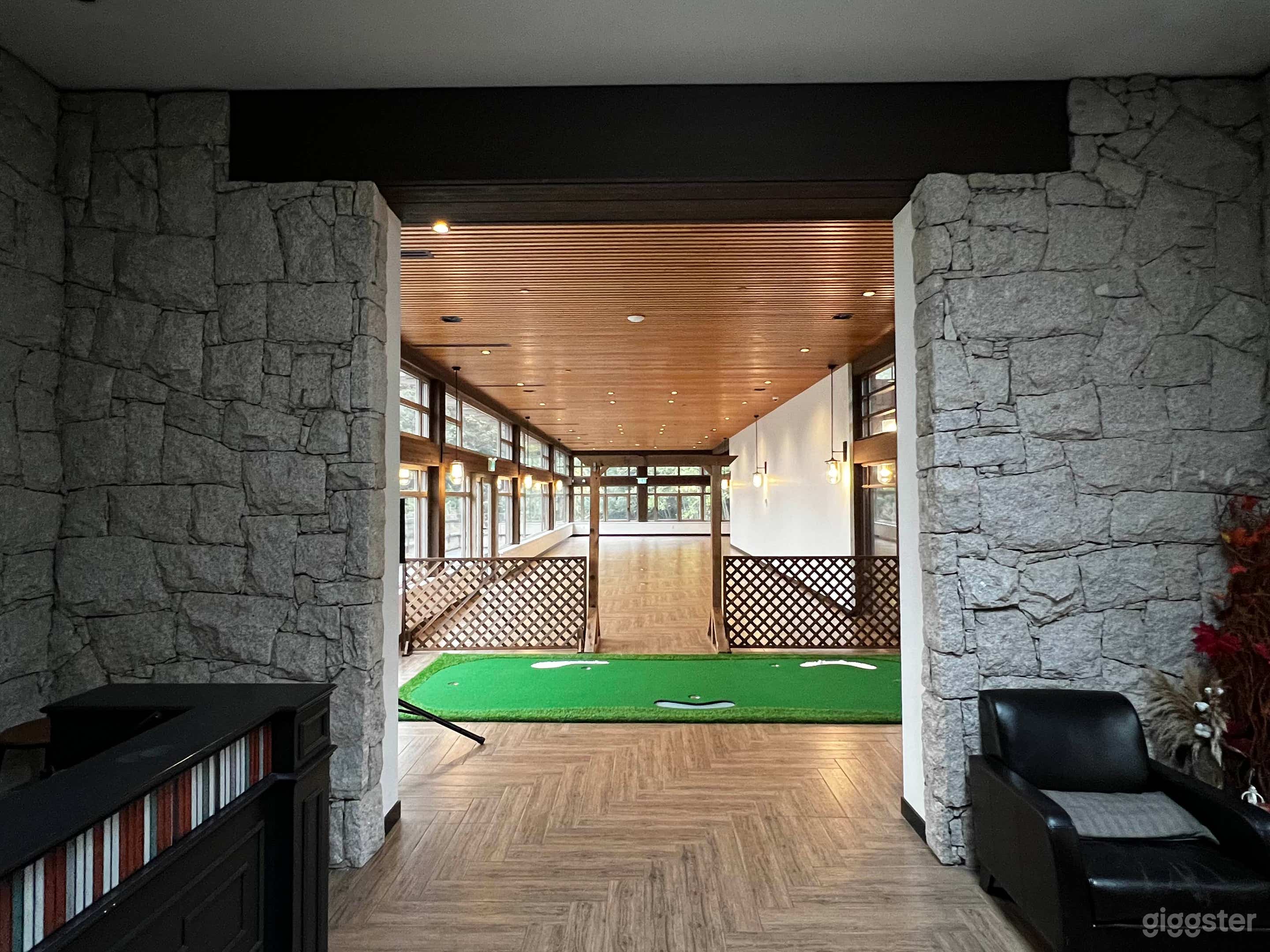 Elegant Hall with Scenic Patio Photo 4