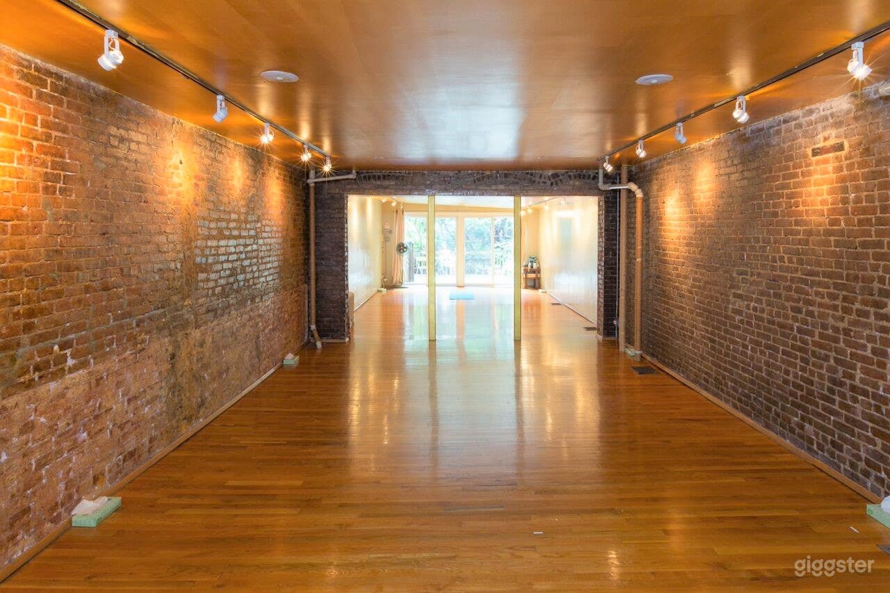 Relaxing Comfortable Studio With Patio Photo 1