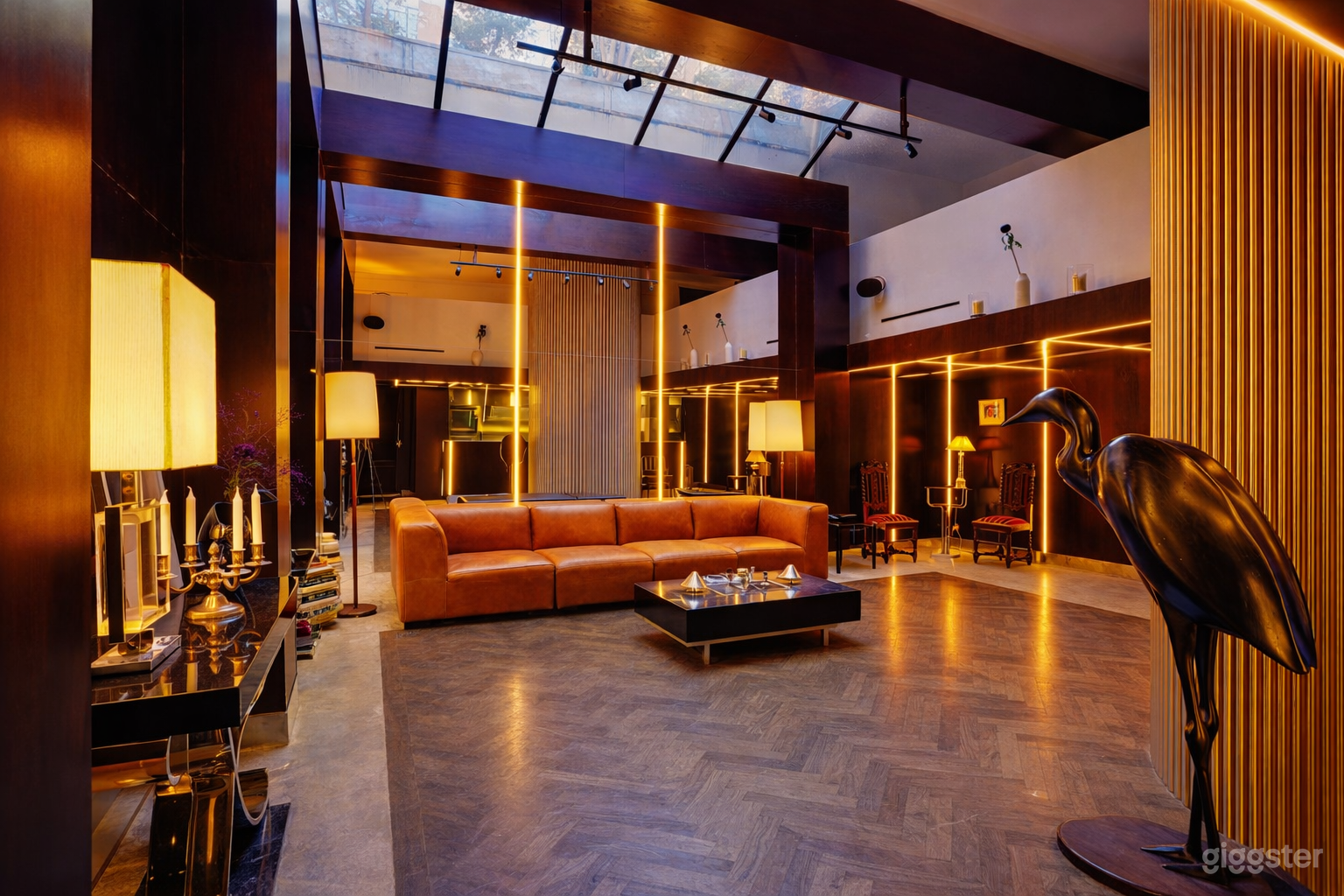 Photo de LOFT PRIVÉ POUR DÎNER ÉLÉVÉ EN PLEIN CŒUR DE PARIS 1