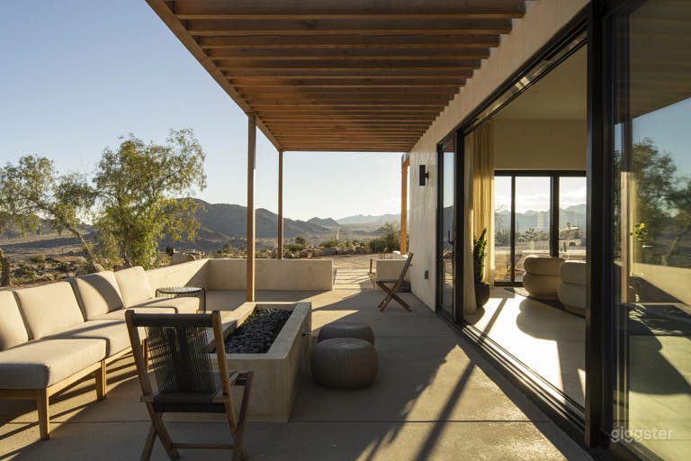  Organic Minimalism & Modern Opulence 