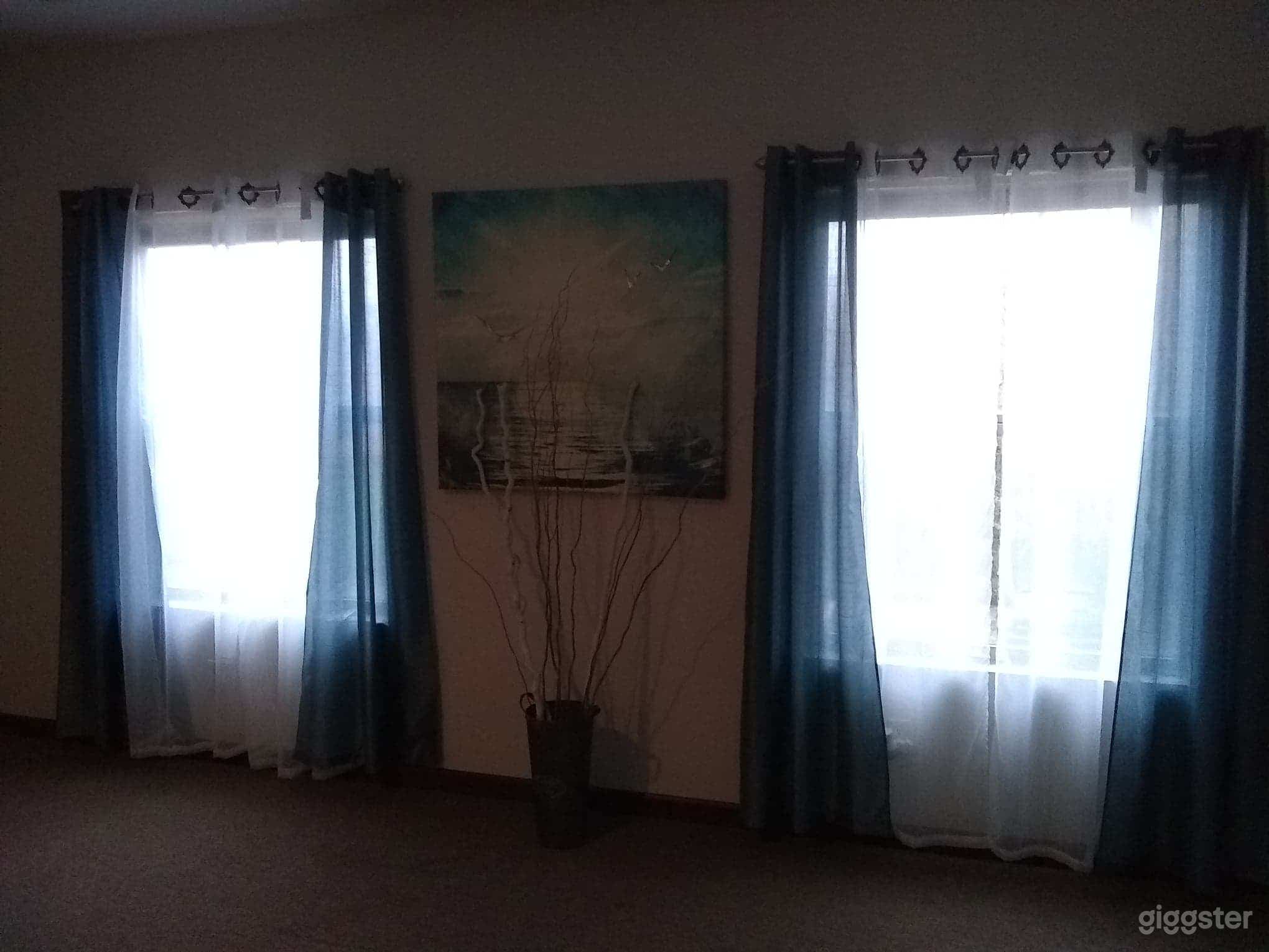 The Sky Blue Room F

This gem of a space is affordable, versatile, and conveniently located just 20 minutes outside of Metro-Detroit in Farmington Hills, MI. This space is excellent for events, meetings, photography, office functions, business meetings, vi