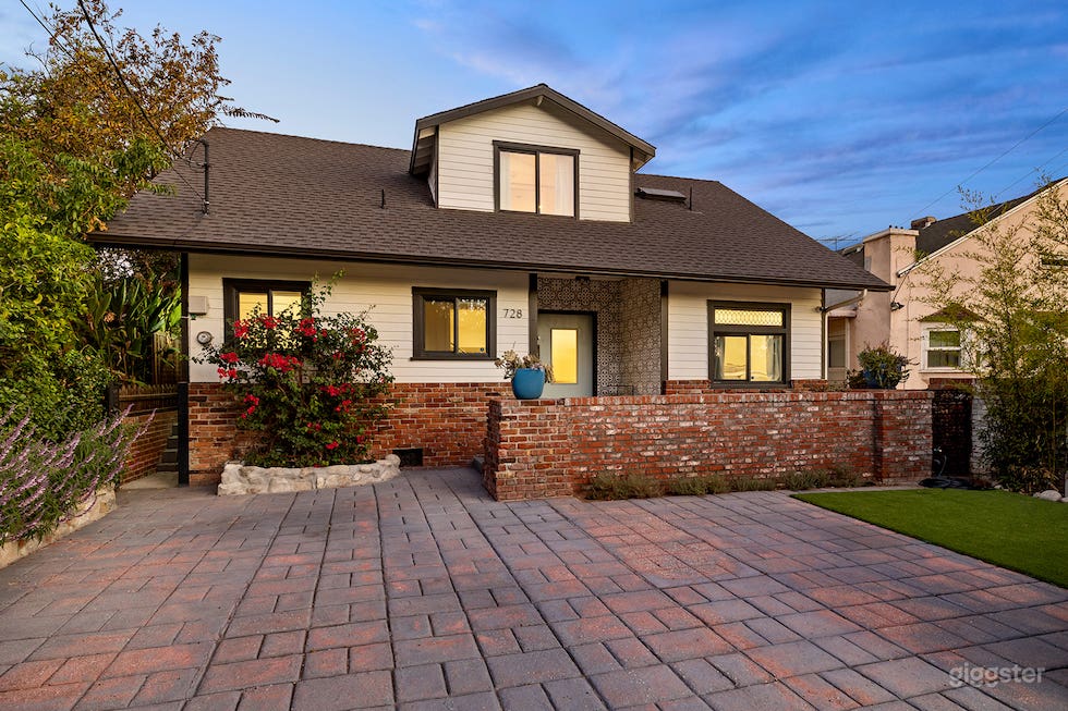 1031 Contemporary Los Angeles Photo 1