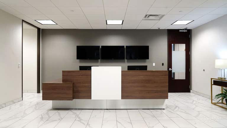  10-Person Modern Meeting Room in Dallas 