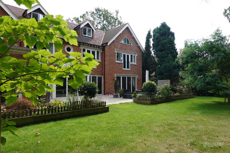  Modern house with French twist 