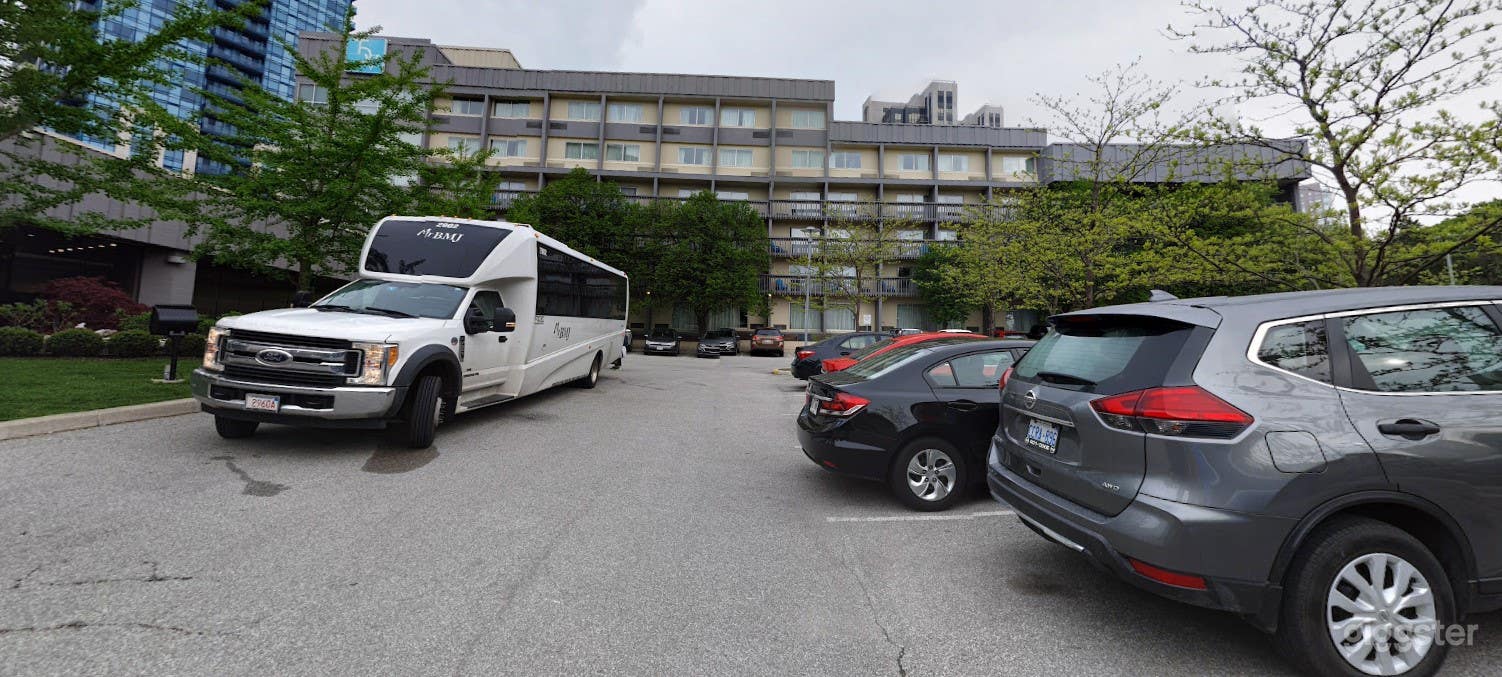 Open and Wide Hotel Parking Area Photo 2