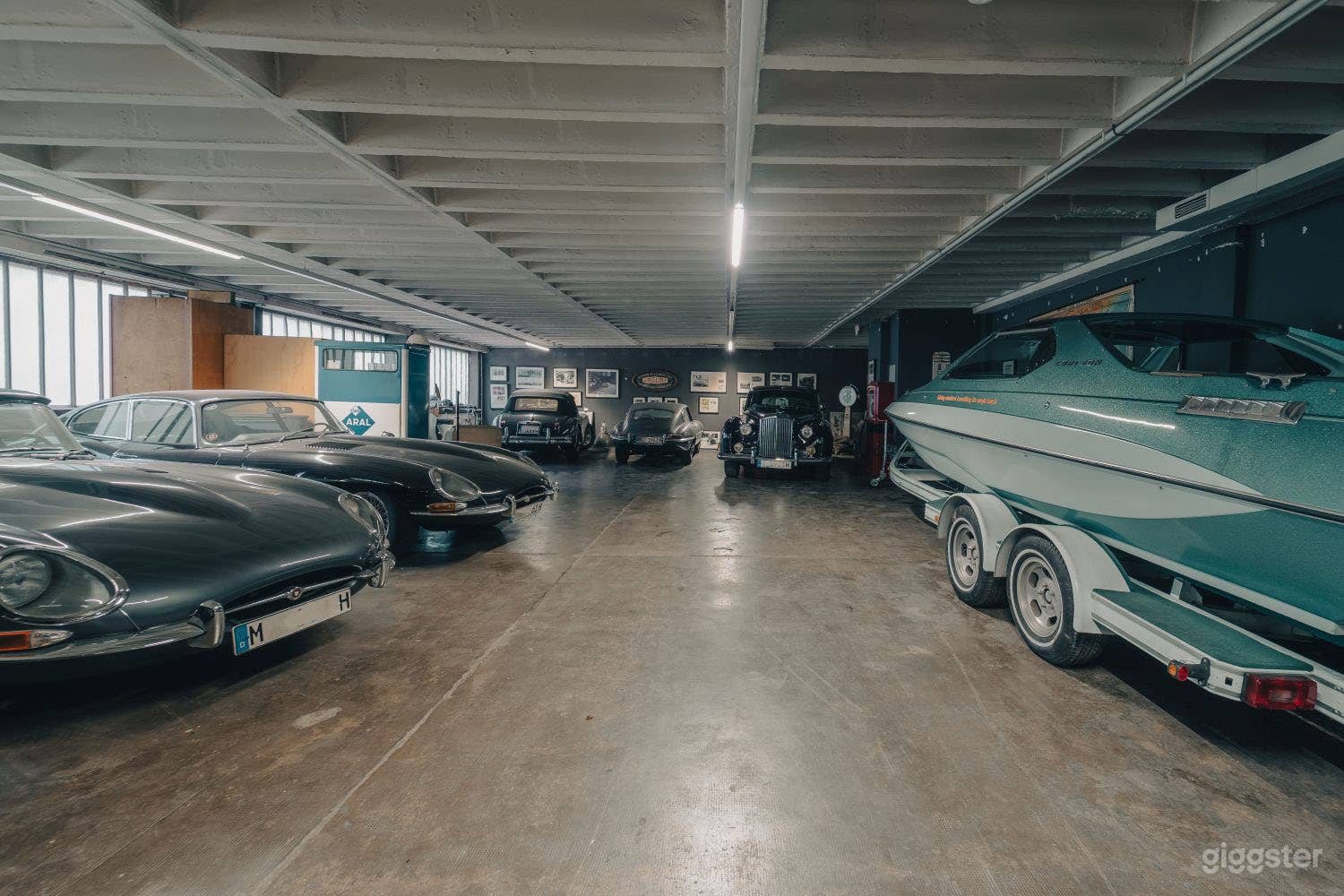 Klassische Autorestaurierung Garage & Industrieller Werkstattbereich Foto 2
