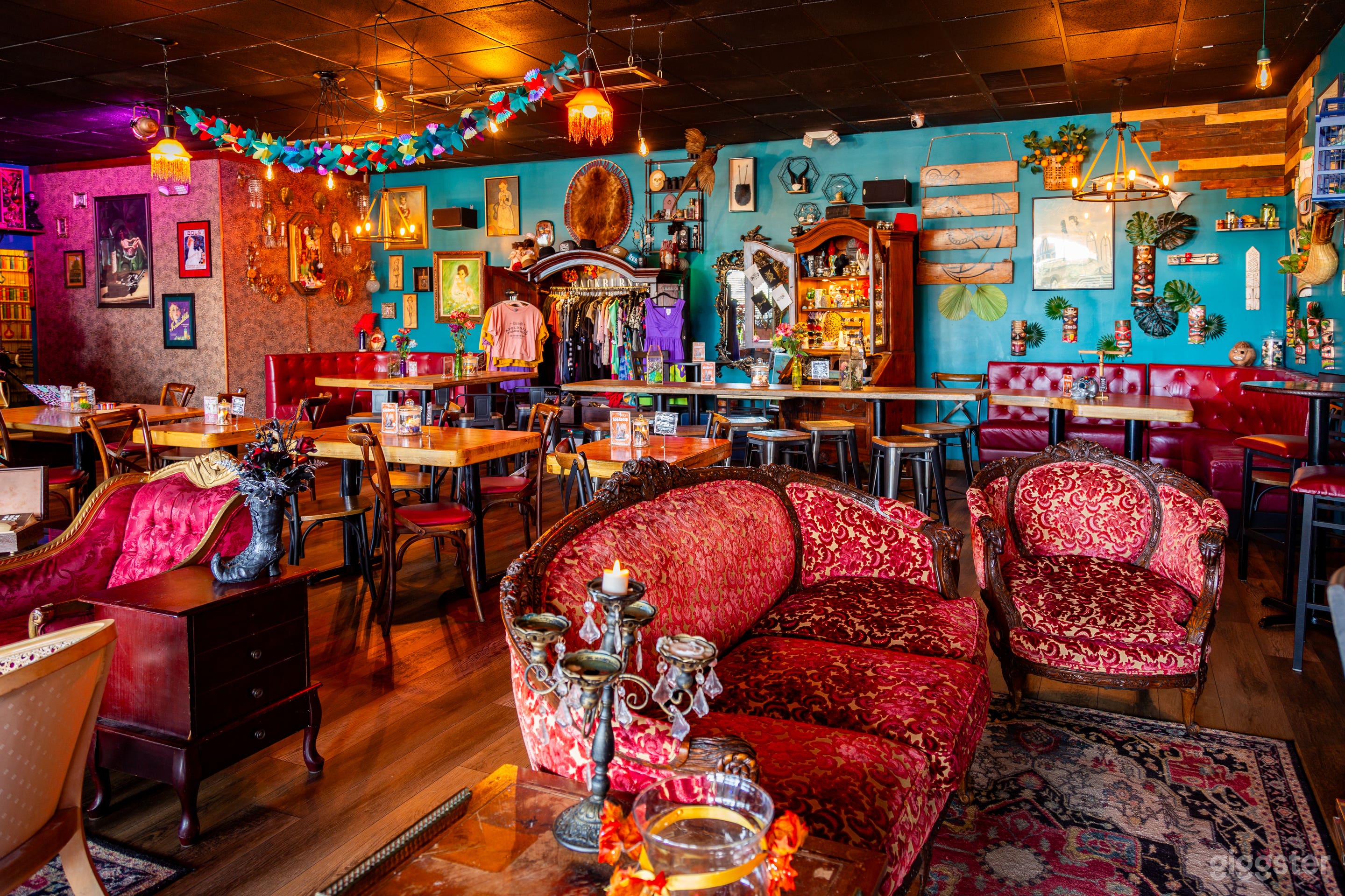 Eclectic Lounge &amp; Restaurant in Pompano Beach Photo 3
