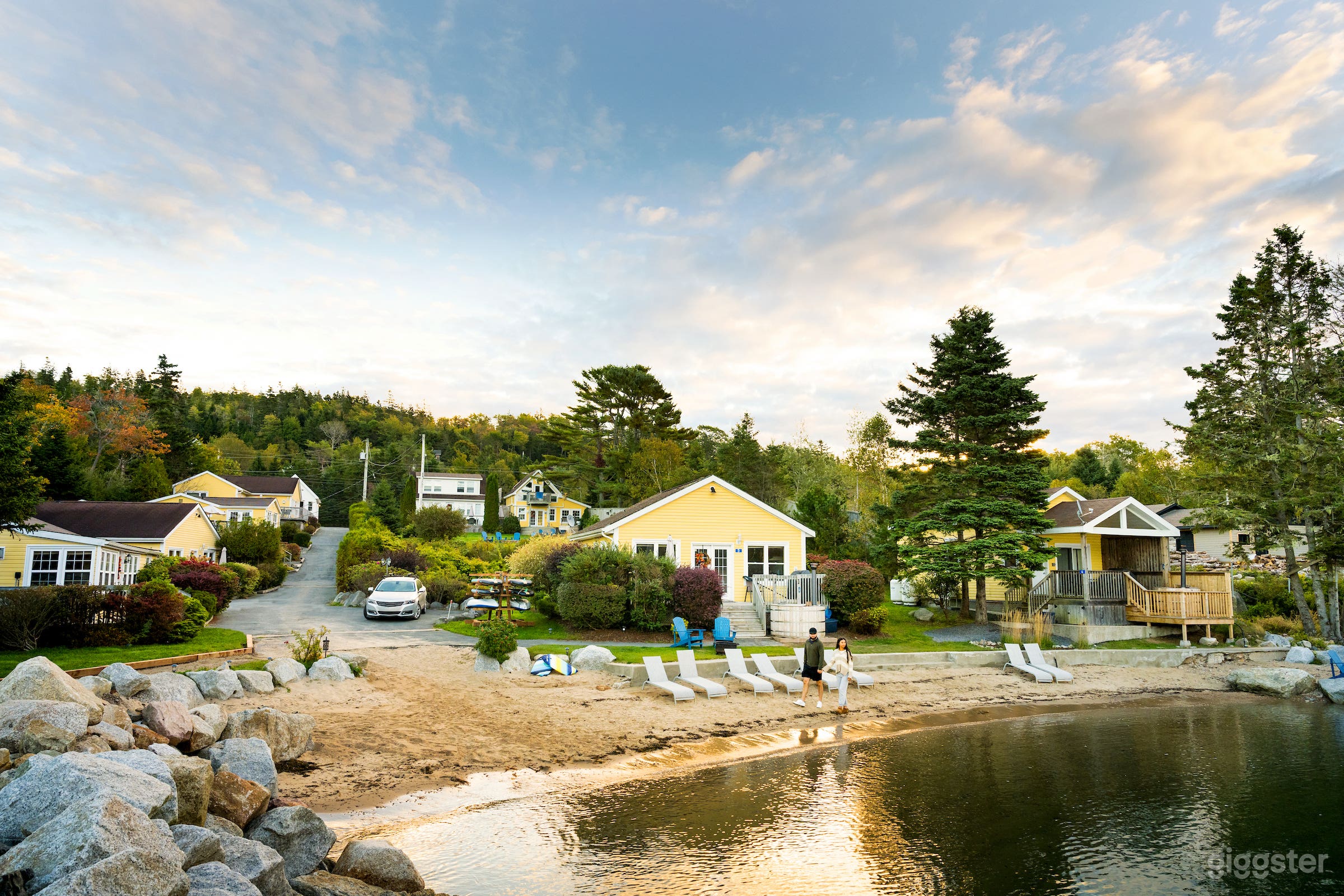 Oceanfront Resort With Private Beach & Breakwater Photo 3