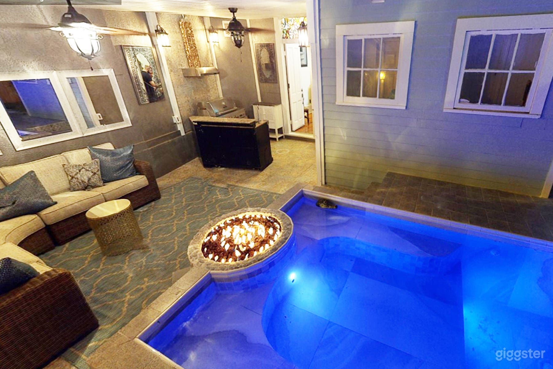 "sexy" "vibrant" "impeccable" "once in a lifetime house" Photo 2