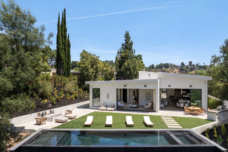  LE RANCH MODERNE DU CIEL 