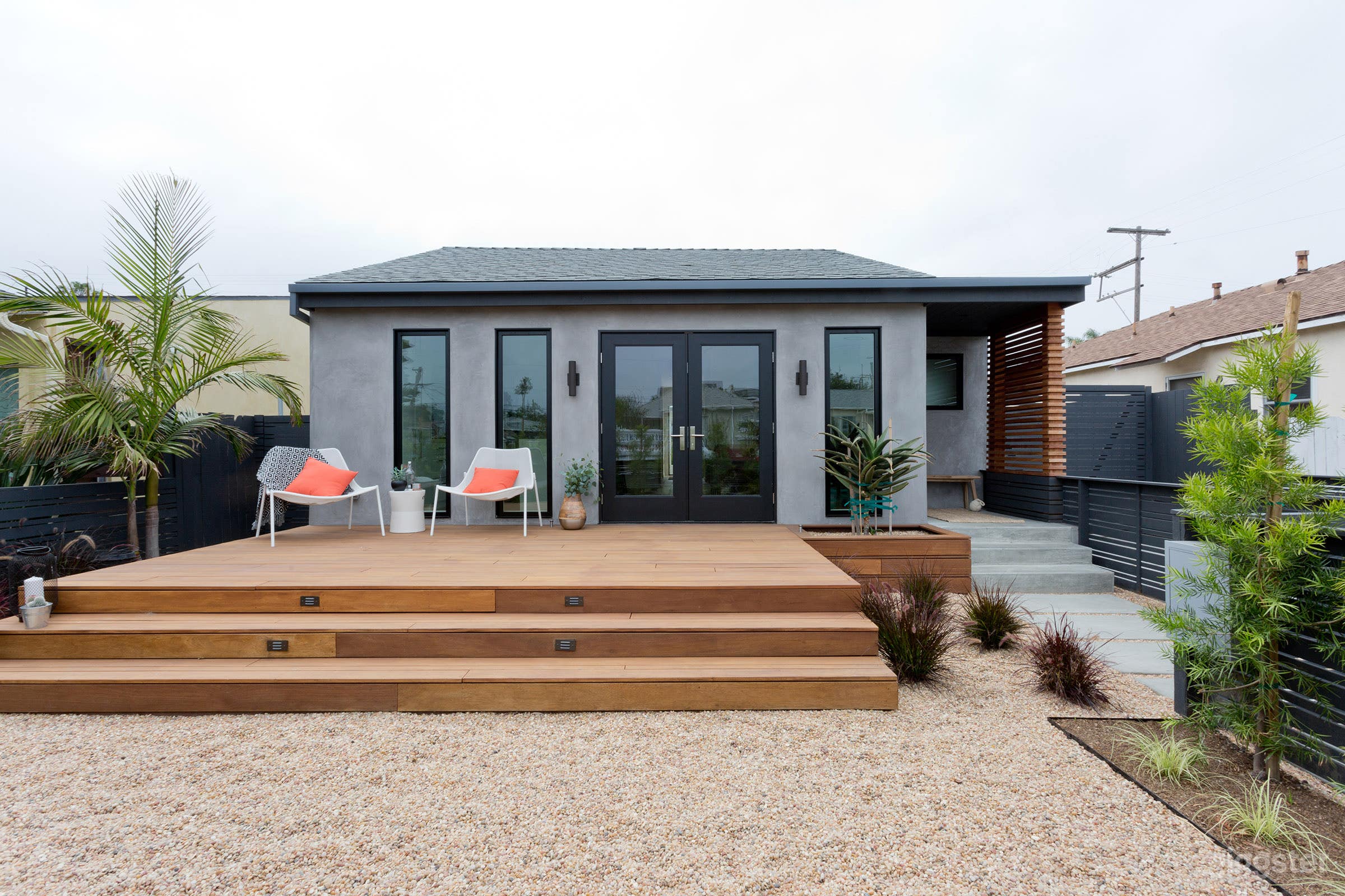 Twilight Bungalow Photo 2