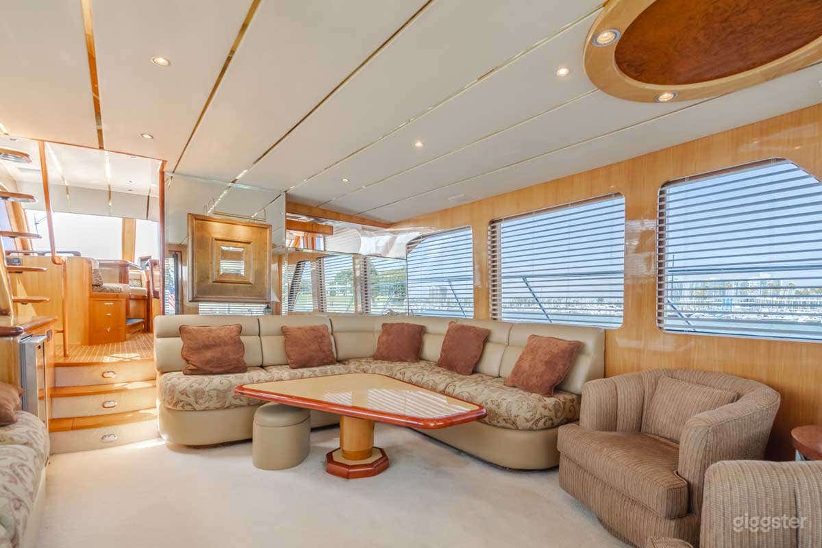 70ft Luxury Yacht - Hotel California Ocean Alexander Photo 3