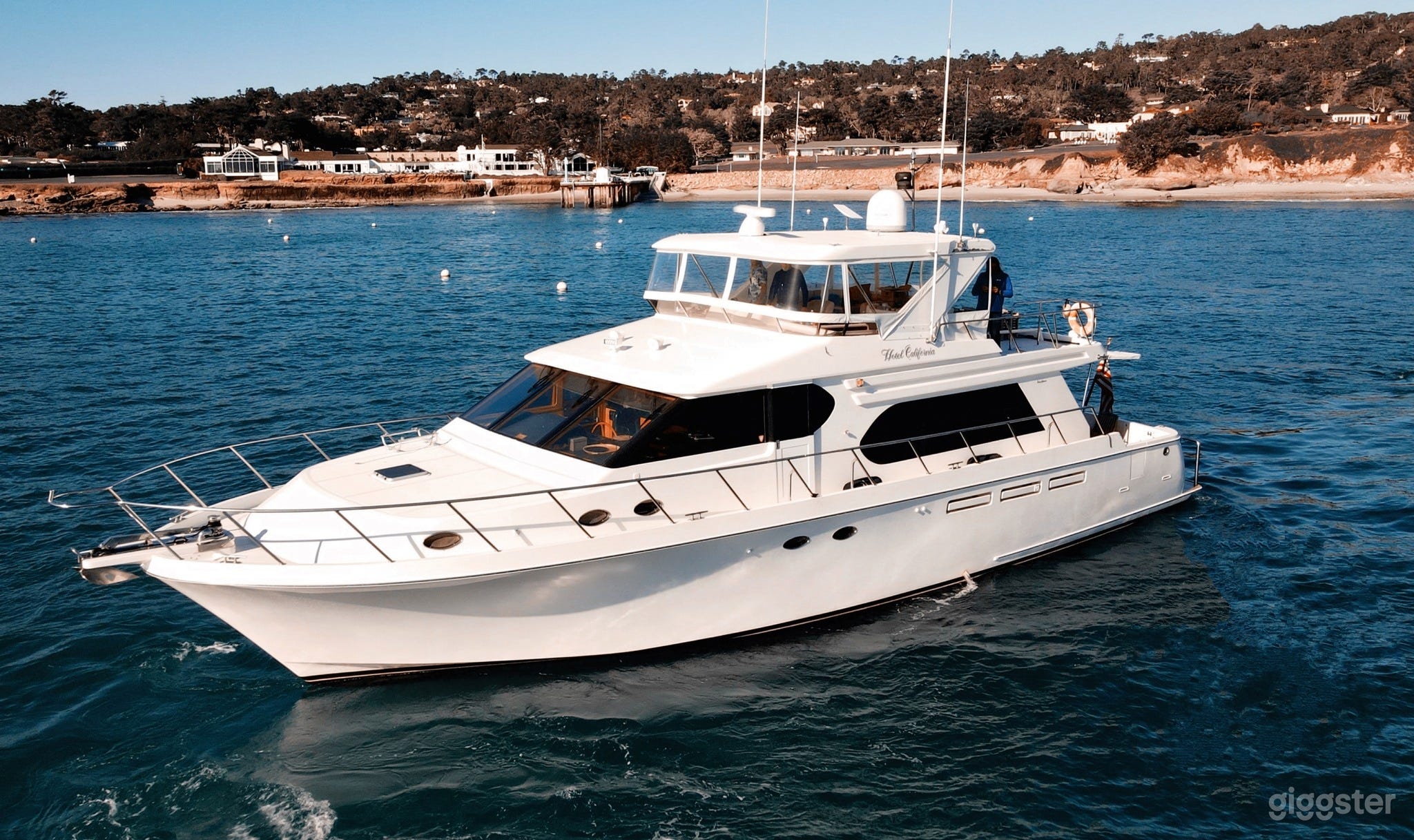 70ft Luxury Yacht - Hotel California Ocean Alexander Photo 2