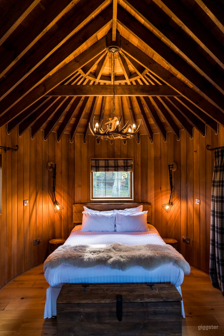  Treehouse - Bedroom Interior 