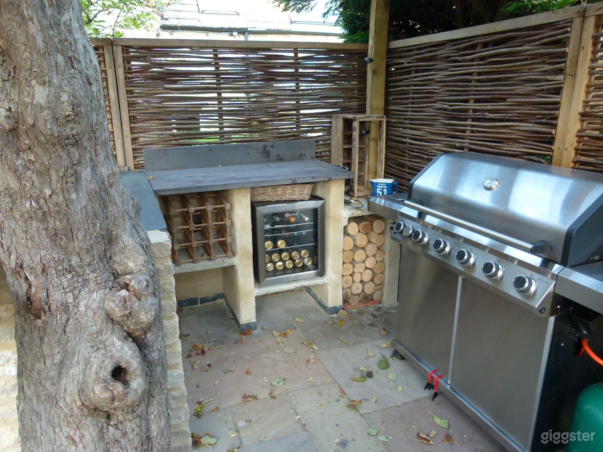 Bar can be well stocked!  Induction hob also available for outside cooking