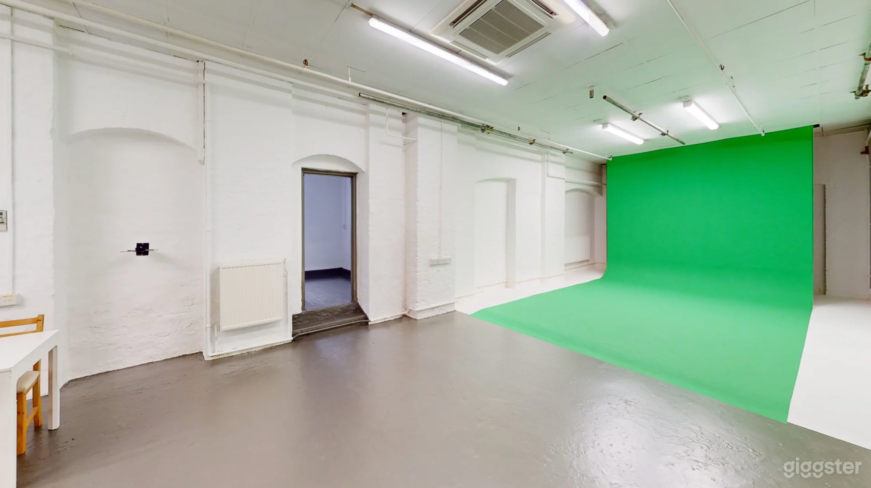 STUDIO 17 Green Screen Studio Photo 1