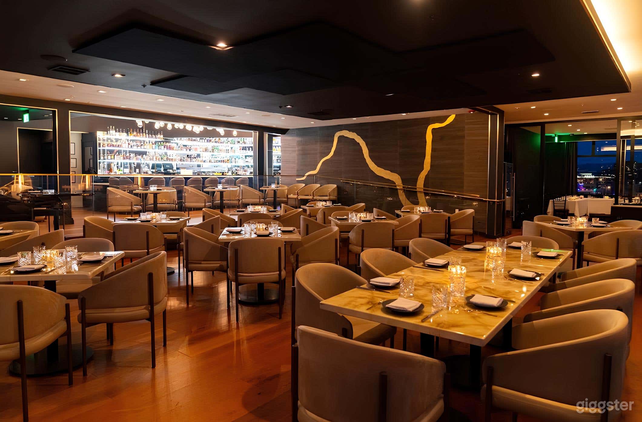 Restaurant with awe-inspiring views Photo 3