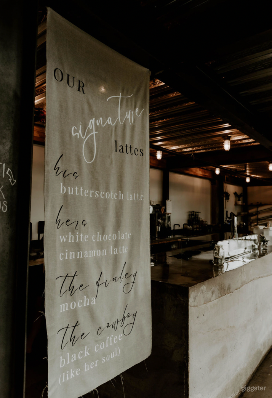 Let us take care of the drinks for your wedding! 