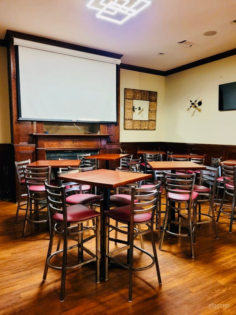 Media room / stage or dance floor 