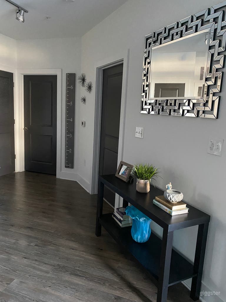  Large open floor/space concept 