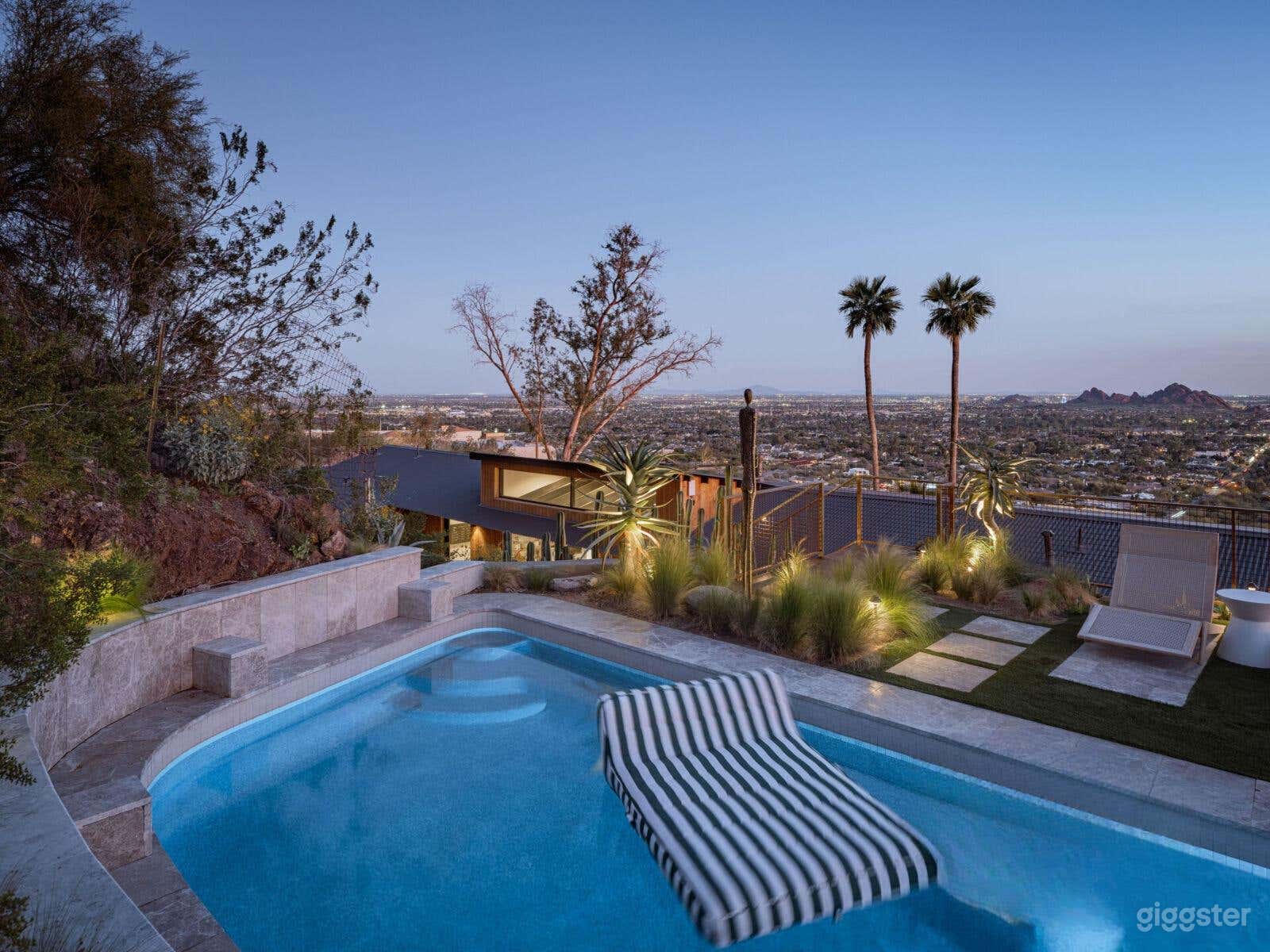 Luxury Camelback Mountainside Pool Retreat Photo 3