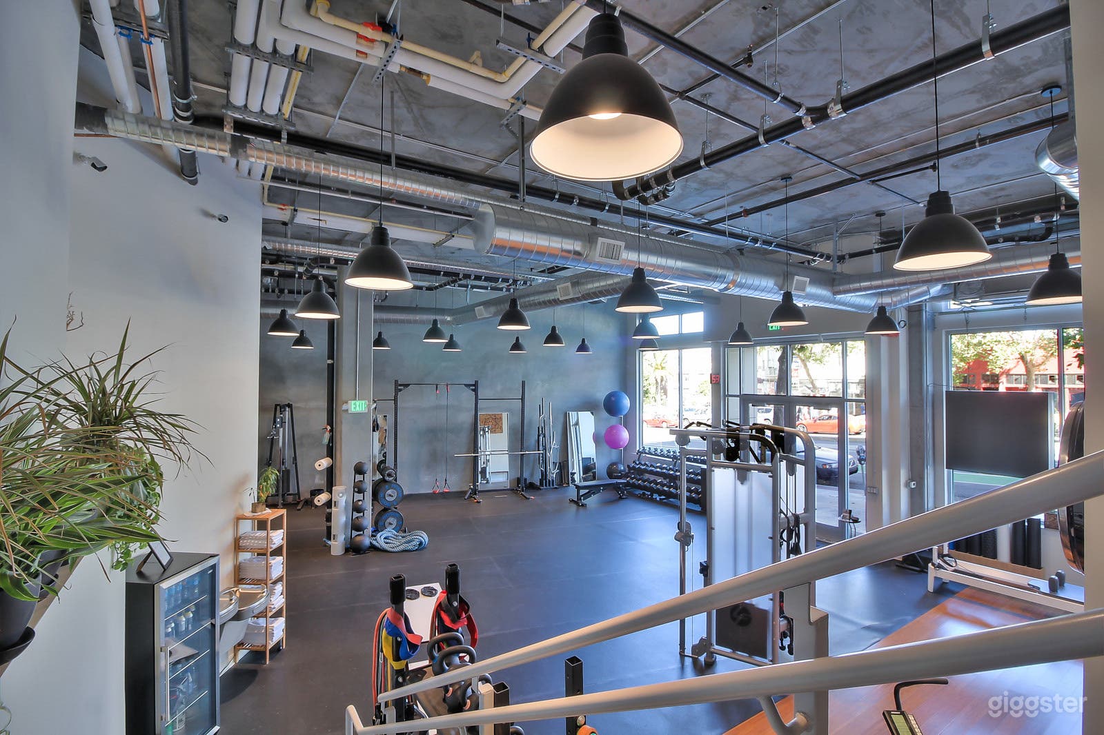 Hip and Trendy Fitness Studio Photo 3