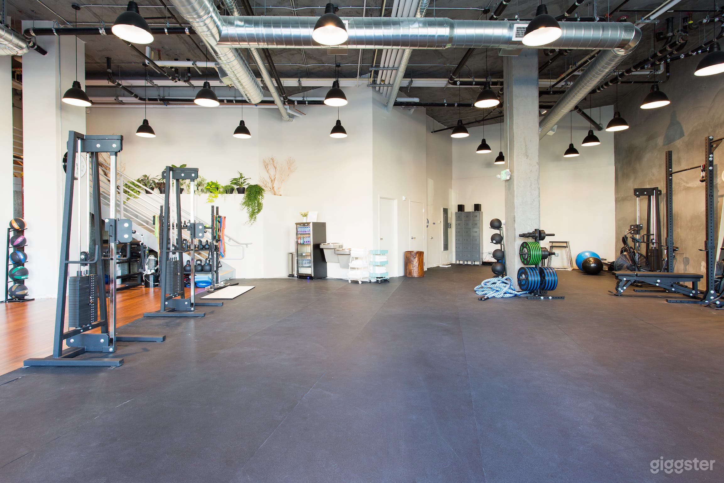 Hip and Trendy Fitness Studio Photo 2