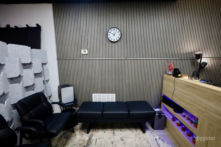  Boutique studio space: Events, VO, ADR, Film & Photography 