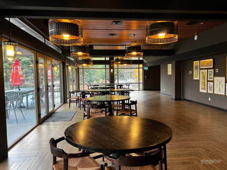  Spacious and scenic event/restaurant space 