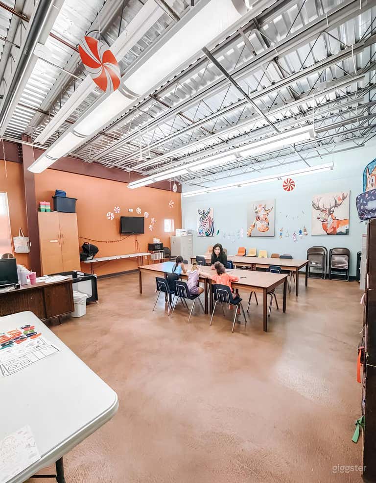  Multi-Purpose Room/Small Classroom for 20 People 