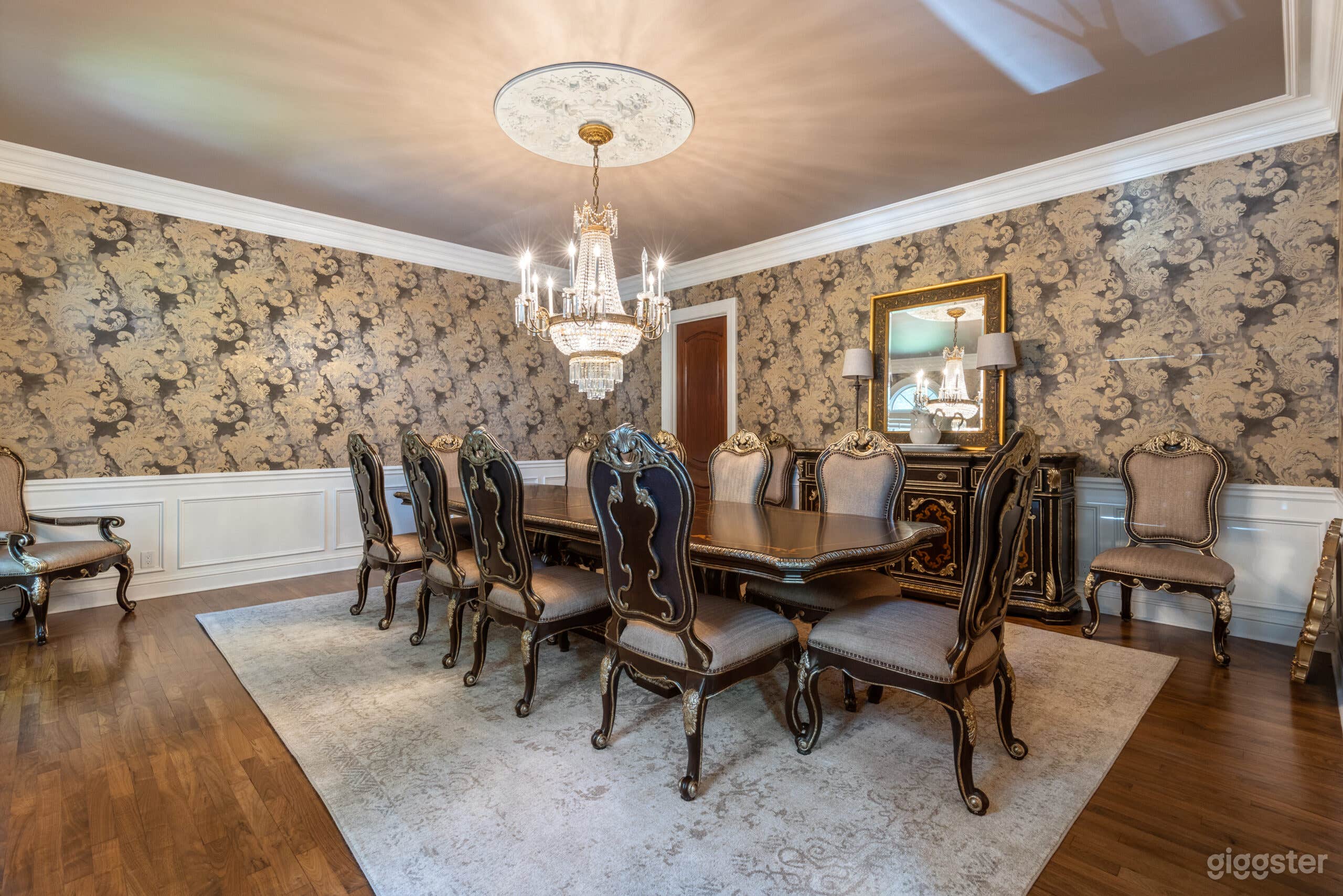 The Turner-Cash Room Photo 1