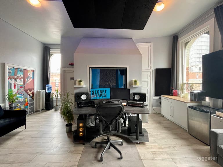  Award-Winning Sound – Toronto’s Leading Recording Studio 