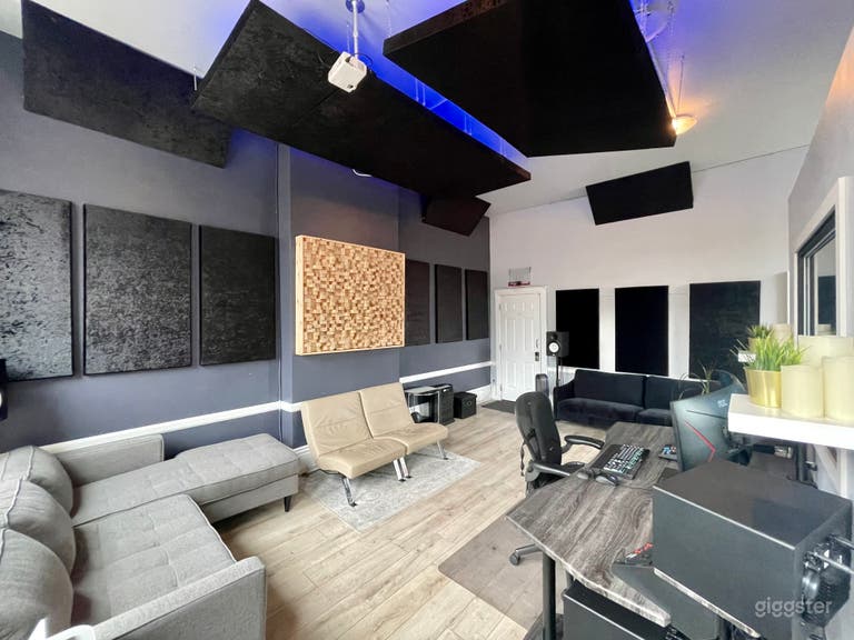  Award-Winning Sound – Toronto’s Leading Recording Studio 