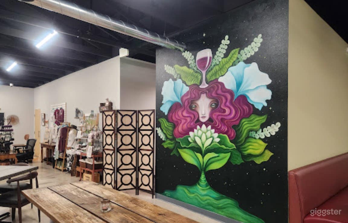 Spacious Wine Bar and Restaurant Photo 4