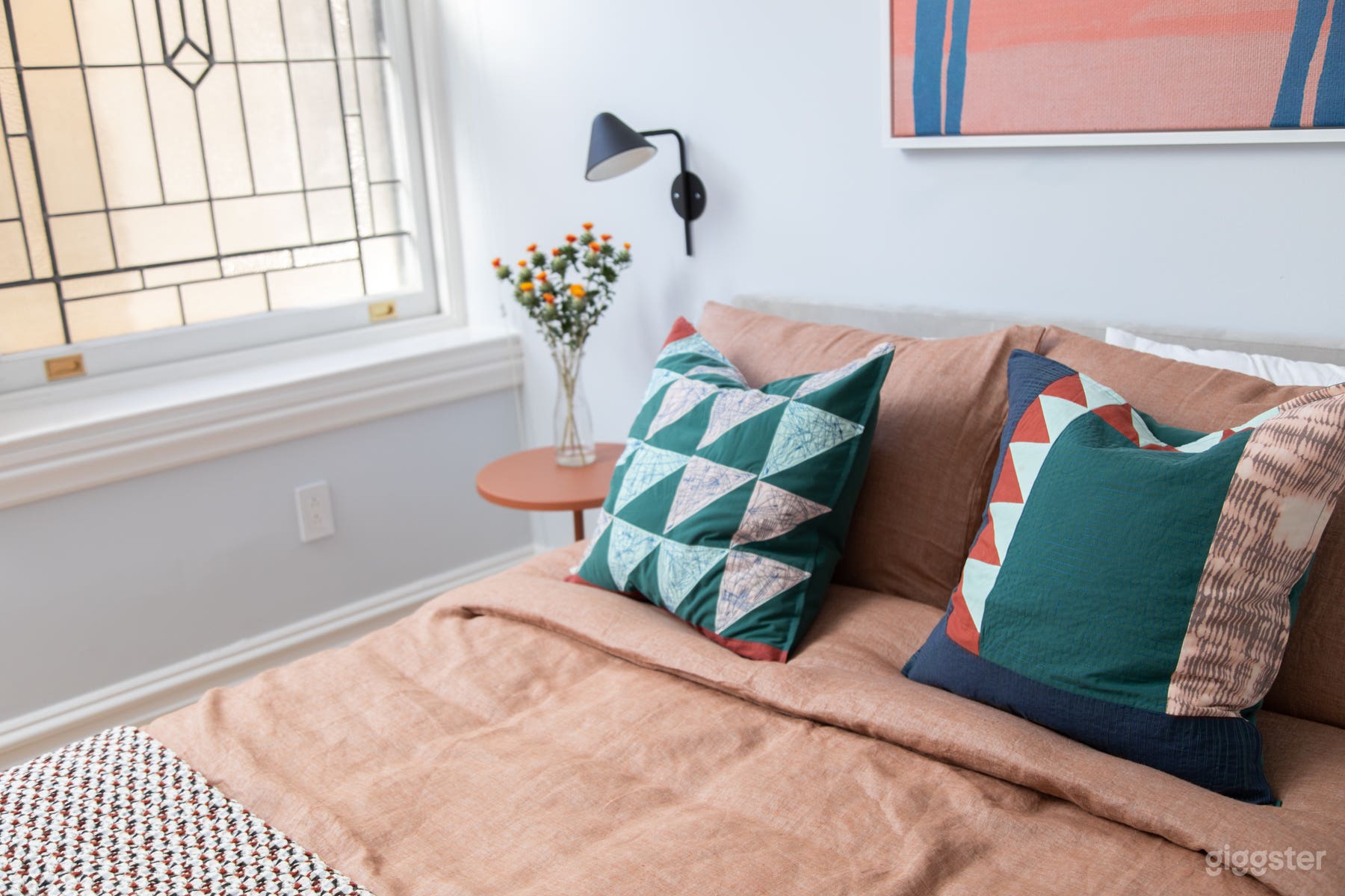  Danish Modern 2 Bedroom in Rittenhouse Square Photo 3