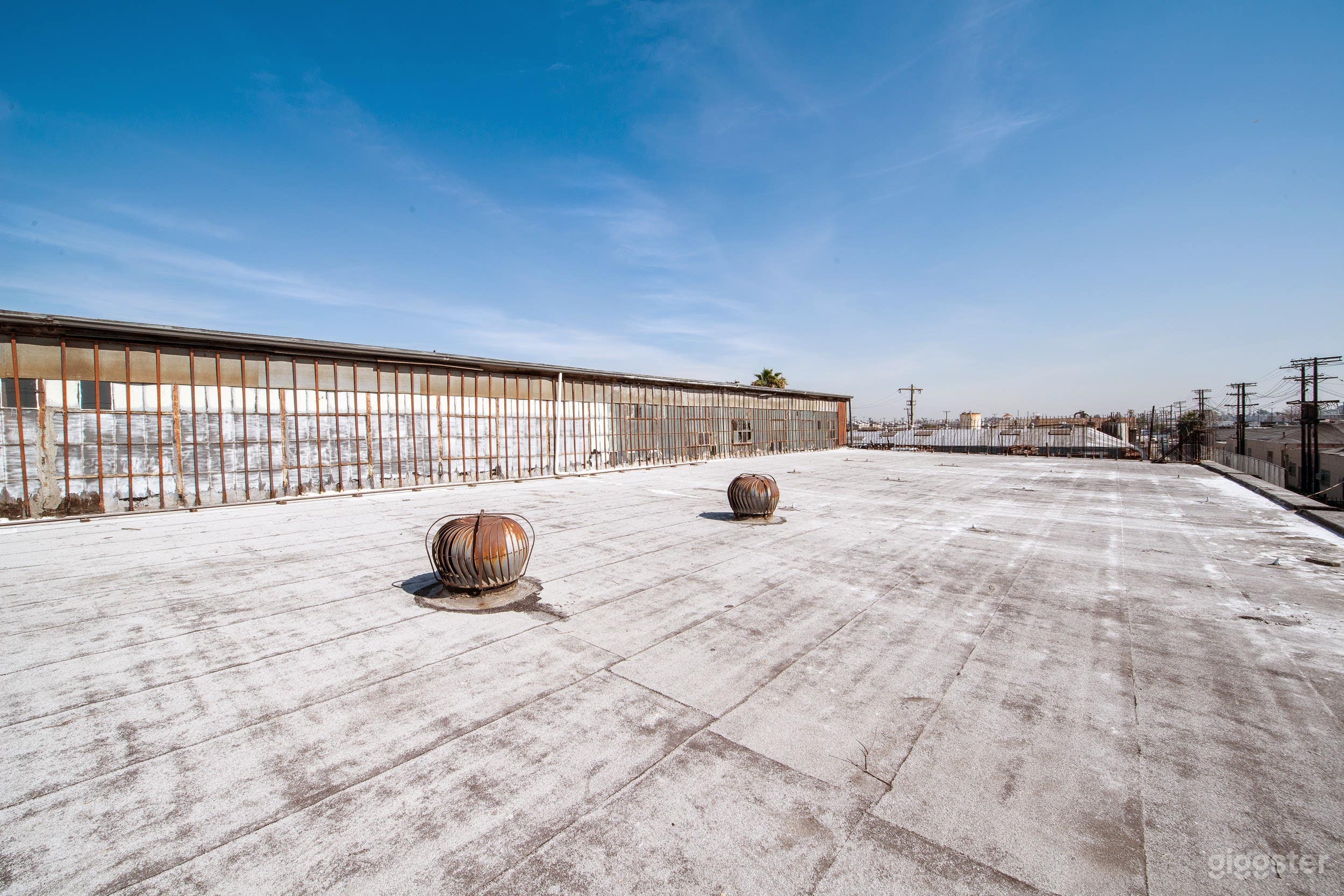 Industrial Rooftop Stage With DTLA Views Photo 2